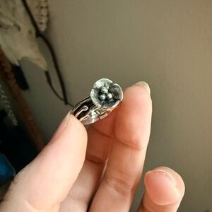 Sherry Tinsman Sterling Flower Ring